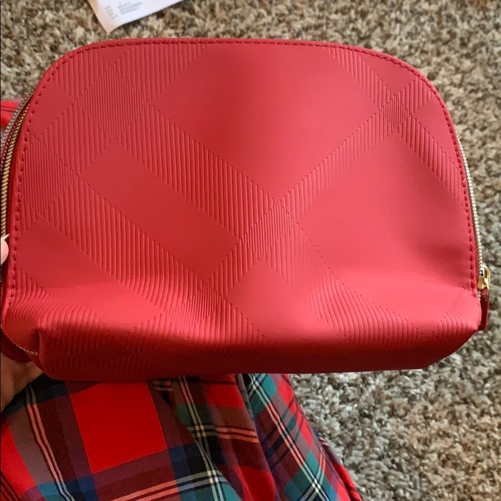 Burberry Makeup Bag - Picture 4 of 4